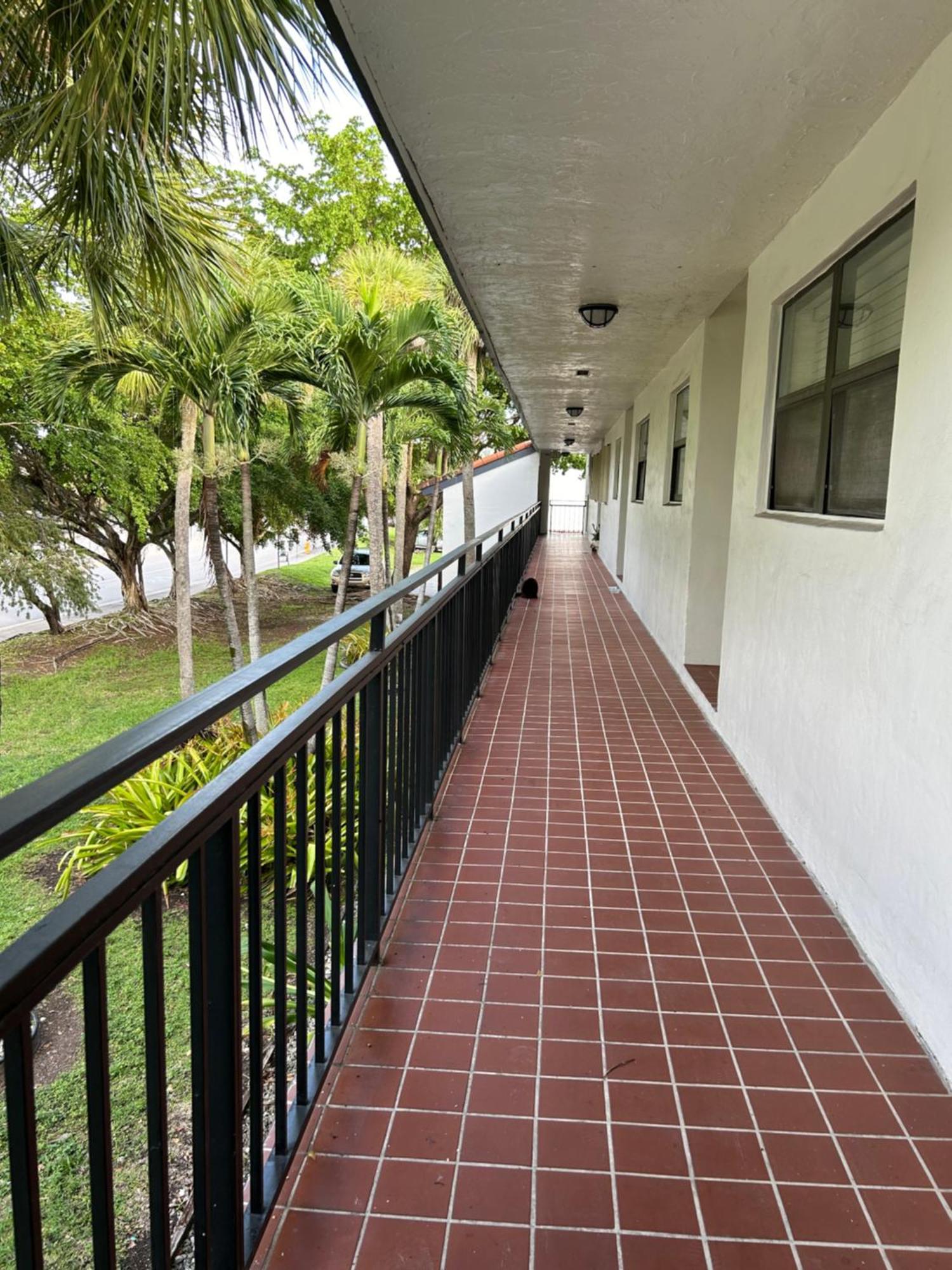 Beautiful Apartment With Very Elegant Colonial Decoration Tamiami المظهر الخارجي الصورة